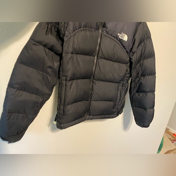 The North Face women’s Puffer Jacket - Black - Picture 3 of 4